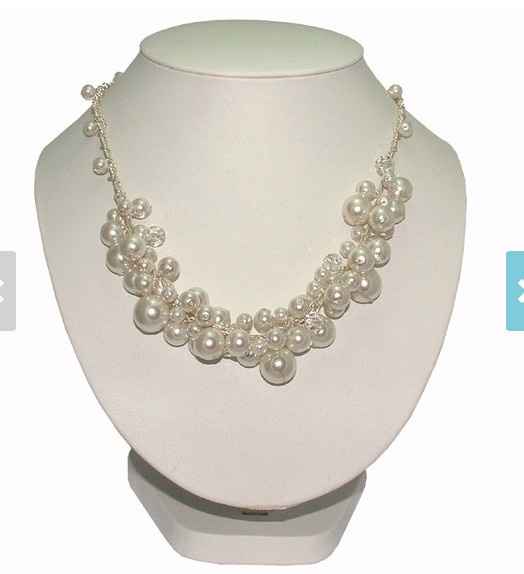 Floating "bubble style" pearl necklace