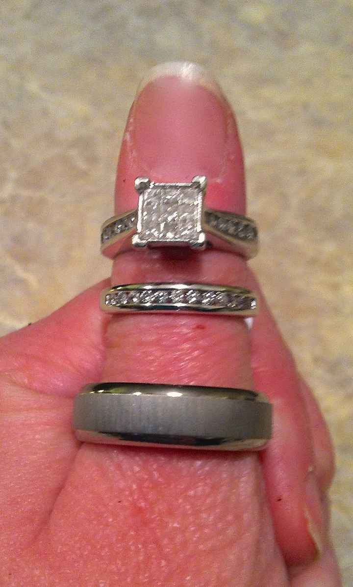 Show me your wedding band!!