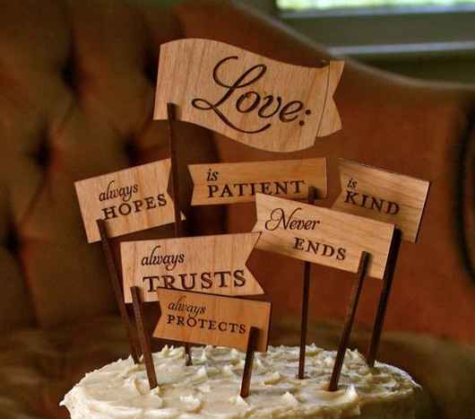 I finally found the cake topper I LOVE and can't find it anywhere