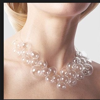 Floating "bubble style" pearl necklace