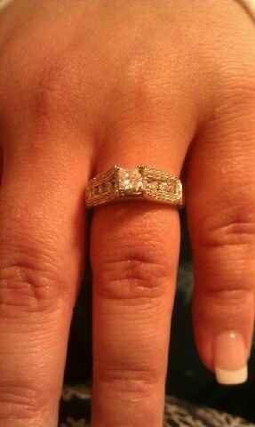 I'd love to see everyone's engagment rings.