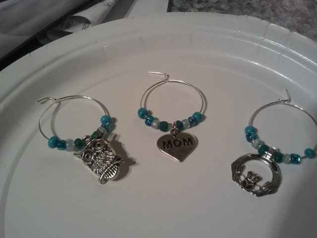 Bridesmaids gifts, help!!