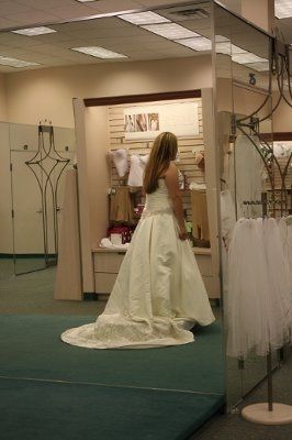 cant pick a dress