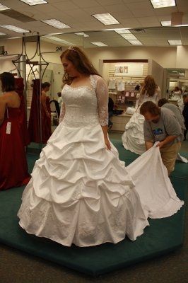 It's time for some dress porn....