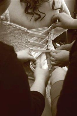 I'm now a 'wife with a baby bump' PICS!!