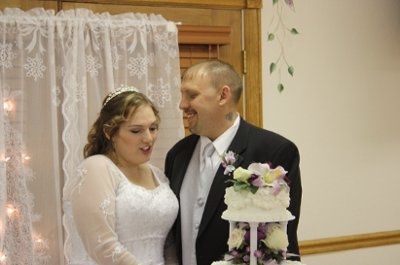 I'm now a 'wife with a baby bump' PICS!!