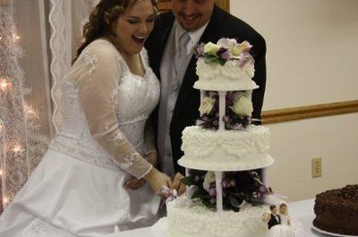 I'm now a 'wife with a baby bump' PICS!!