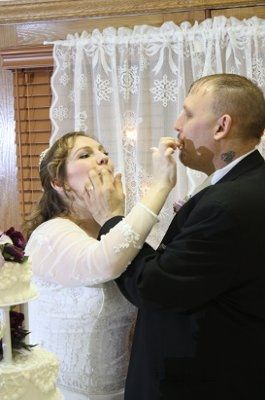 I'm now a 'wife with a baby bump' PICS!!