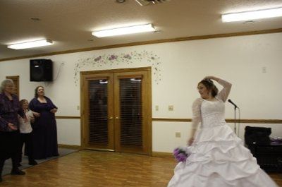 I'm now a 'wife with a baby bump' PICS!!
