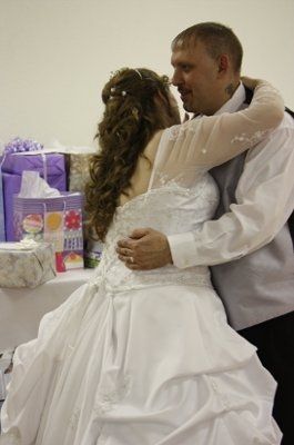 I'm now a 'wife with a baby bump' PICS!!