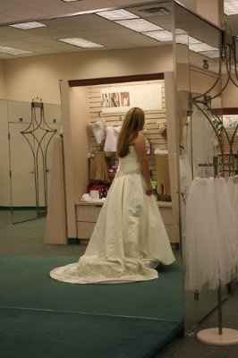 cant pick a dress