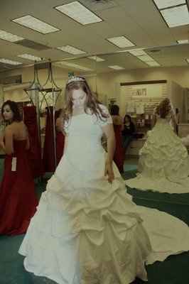 5 days to go......does the dress fit??Verdict is in.