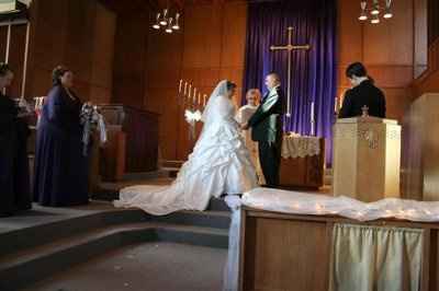 I'm now a 'wife with a baby bump' PICS!!