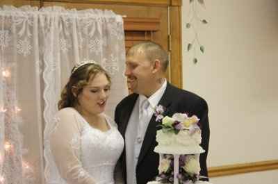 I'm now a 'wife with a baby bump' PICS!!