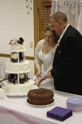 I'm now a 'wife with a baby bump' PICS!!