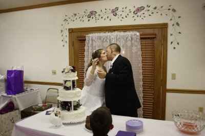 I'm now a 'wife with a baby bump' PICS!!