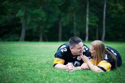 Got Engagement Pics in!!