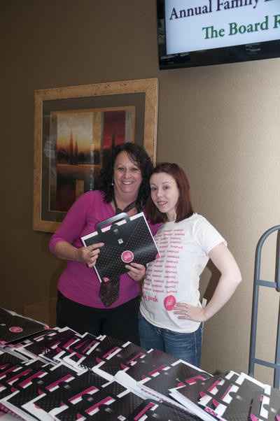 Who is behind that avatar? Selfie time!