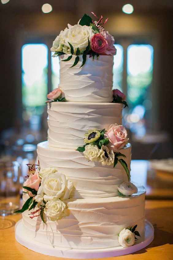 Buttercream wedding cakes