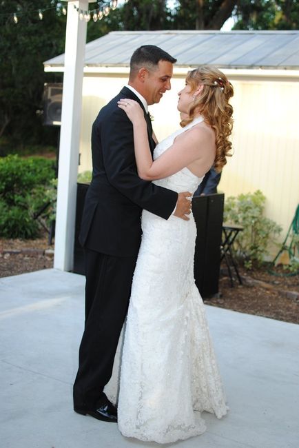 Im back and I am married!!!!