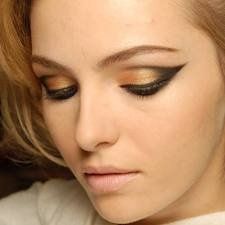 Hair and makeup inspiration! Show me yours!
