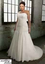 Plus size brides~ What style dresses work best?