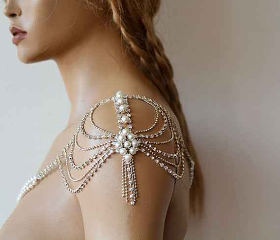 Shoulder Jewelery or Capelet