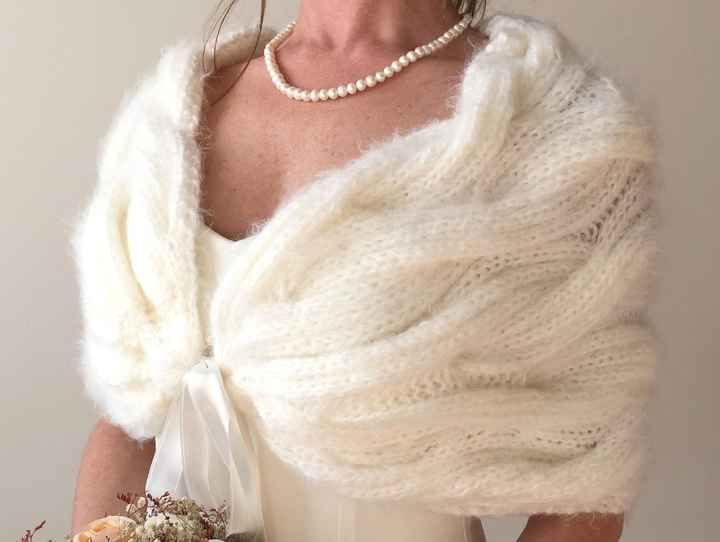 i think i picked the wrong dress!!! 3