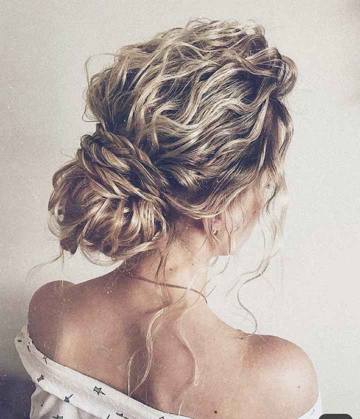 Curly Hair Style for Bride - 2