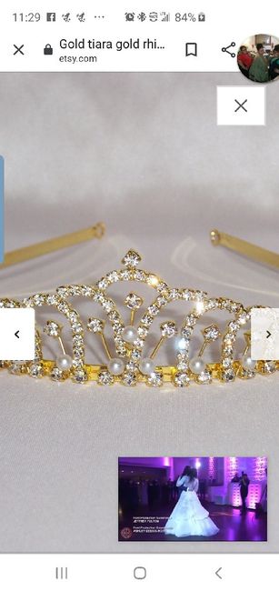 Crown ?  Tiara? 1