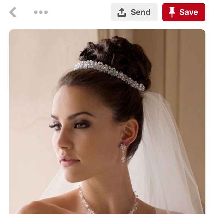 Jewelry and head pieces. - 3