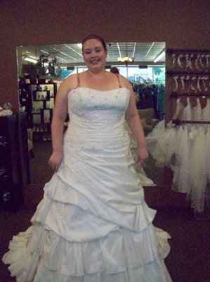 Plus size brides you're help is needed