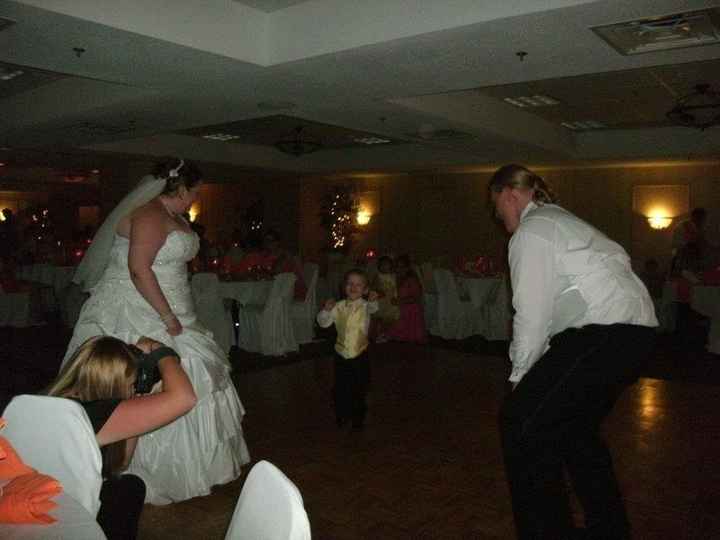 The good, the bad and the forgotten! My wedding review and of course PICTURES!!! UPDATE ON PAGE 4..M