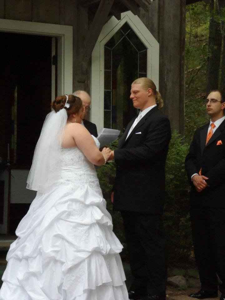 The good, the bad and the forgotten! My wedding review and of course PICTURES!!! UPDATE ON PAGE 4..M