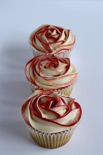 Wedding cupcakes...what do you think? *Pic