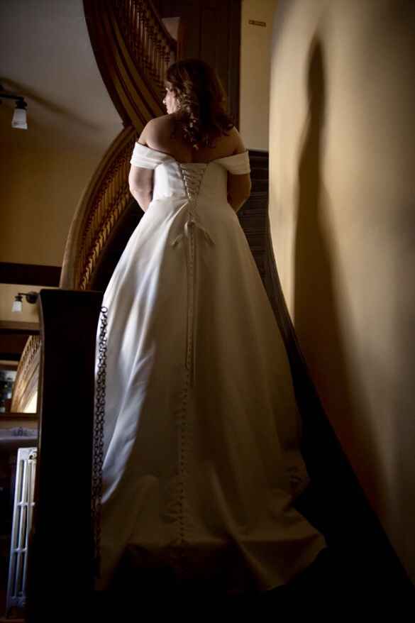 What do you do with your purse? - 1