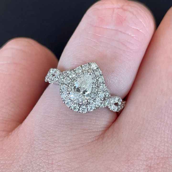 Brides of 2022! Show us your ring! - 1