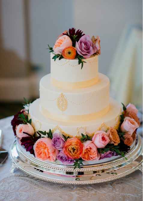 This was ours. It was kind of cool using fresh flowers because we didn't see or know exactly what it