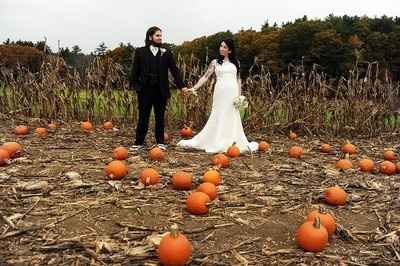 Show me your must-have wedding pictures! :)