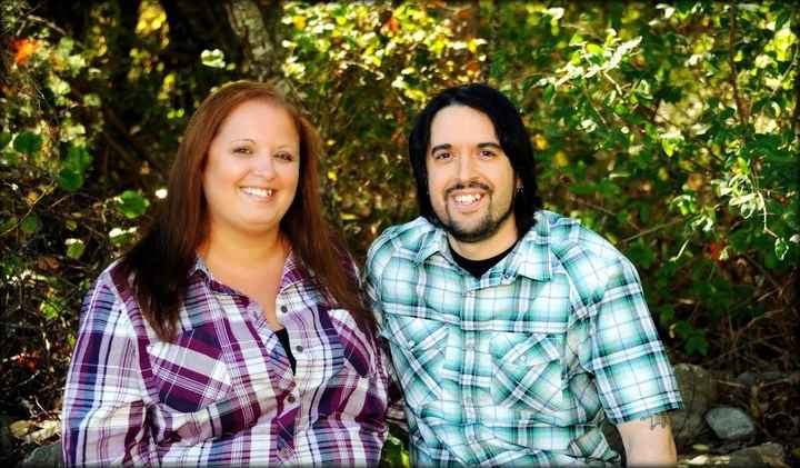 Plus-Sized Engagement Pictures Help