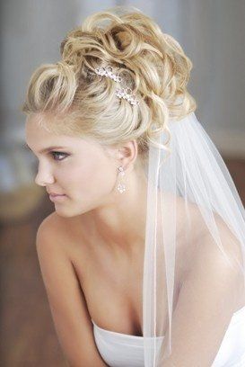 Hair Styles for Brides with Thinner Hair