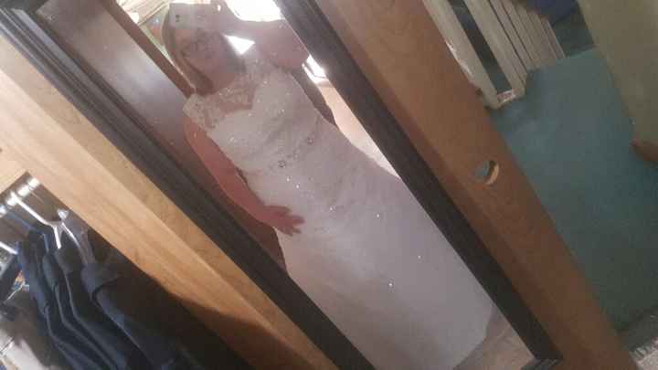 Does your wedding dress have lace, beading, or both? - 1