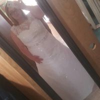 Does your wedding dress have lace, beading, or both? - 1