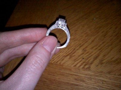 How did he propose & Show off dem raaangs!