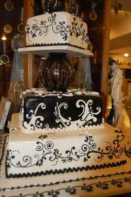 Black Wedding Cake Pictures
