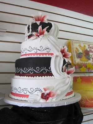 Black Wedding Cake Pictures