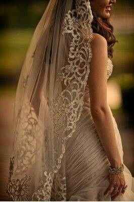 To veil or not to veil.. Suggestions?