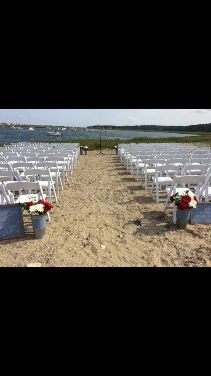 Outdoor ceremony without an arch - 1