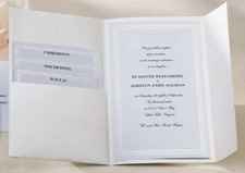 Ideas for Dressing Up Wedding Invitation