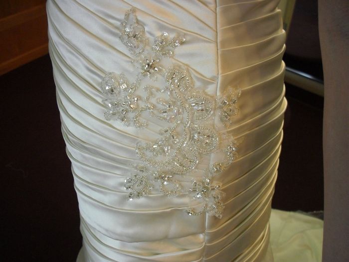The Dress Fits! Now I need to find Jewelry... (W/ Pics!)